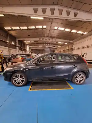 Veículo de Sucata hyundai i30 (pd) 1.5 dpi klass do ano 2007 alimentado 