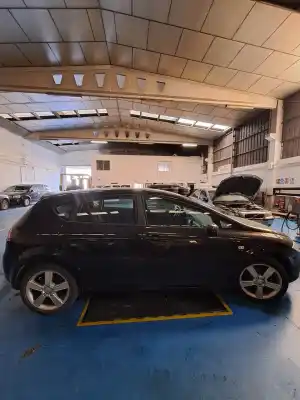 Scrapping Vehicle seat leon (1m1) 1m1 of the year 2000 powered 