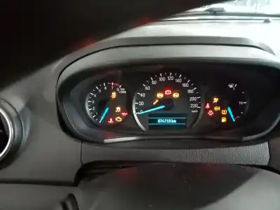 Veículo de Sucata ford ka (ccu) ford ka do ano 2016 alimentado 