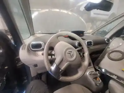 Veículo de Sucata citroen c3 picasso collection do ano 2007 alimentado 