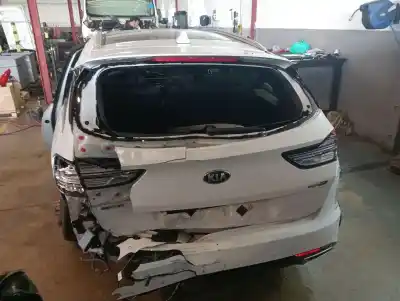 Scrapping Vehicle kia ceed sportswagon hybrid of the year 2018 powered d4fe