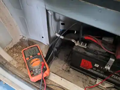 Veículo de Sucata renault master ii phase 2 combi kombi 2.8t l1 6pl. do ano 0 alimentado 