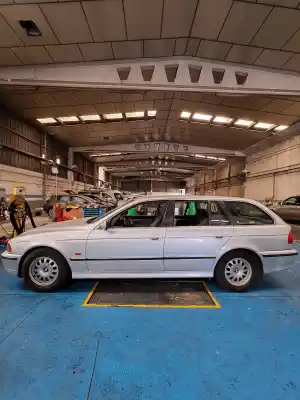 Veículo de Sucata bmw serie 5 touring (e39) * do ano 1996 alimentado 