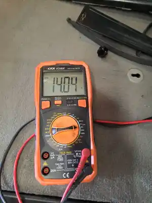 Veículo de Sucata bmw serie 5 touring (e39) * do ano 1996 alimentado 