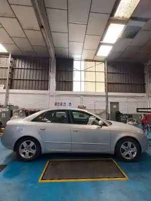 Scrapping Vehicle audi a4 b7 (8ec) 3.0 tdi quattro of the year 2004 powered bkn