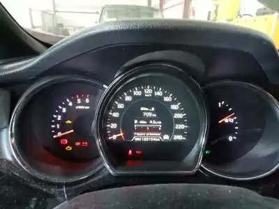 Veículo de Sucata kia ceed sportswagon tech 119 cv / 88 kw do ano 2012 alimentado 