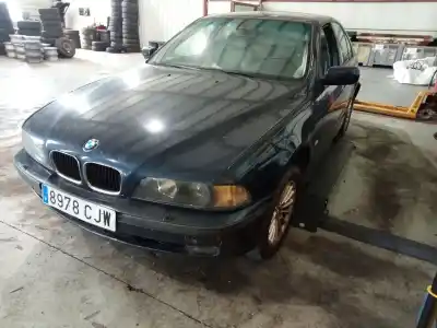 Veículo de Sucata bmw 5 (e39) 520 i do ano 1998 alimentado 55288450