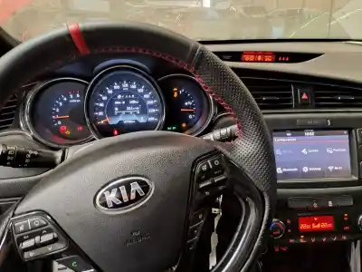 Scrapping Vehicle kia ceed ceed drive of the year 2006 powered 