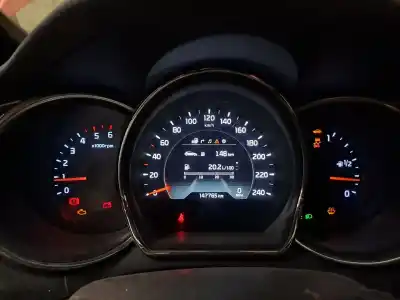 Scrapping Vehicle kia ceed ceed drive of the year 2006 powered 