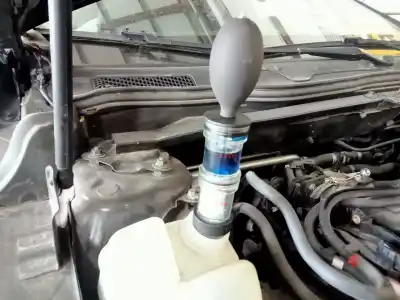 Veículo de Sucata VOLVO V40 * do ano 2012 alimentado 