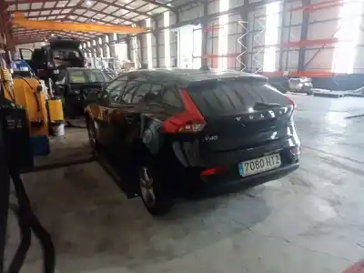 Veículo de Sucata volvo v40 * do ano 2012 alimentado 