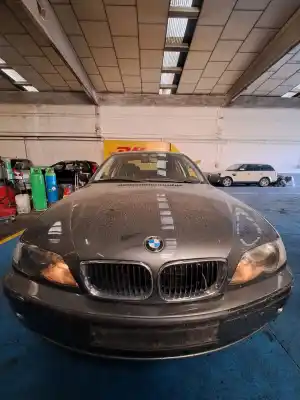Veículo de Sucata bmw 3 (e46) 26.350. 26.360 gasolina 2001 4p do ano 2003 alimentado 