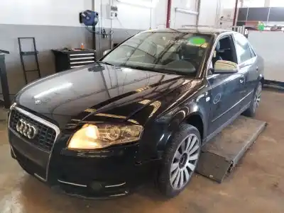 Veículo de Sucata AUDI A4 (8EC, B7) Gasóleo 0 do ano 2006 alimentado 55290338