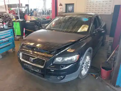 Veicolo di demolizione VOLVO C30 (533) 2.0 D dell'anno 2006 alimentato D4204T