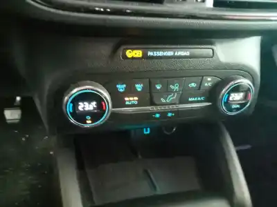 Veículo de Sucata ford focus ii latvala 1.8 tdci 115 cv do ano 2018 alimentado 