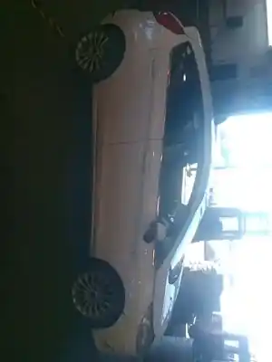 Veículo de Sucata FORD FIESTA VI (CB1, CCN) 1.6 TDCi do ano 2017 alimentado TZJA TZJB T3JA