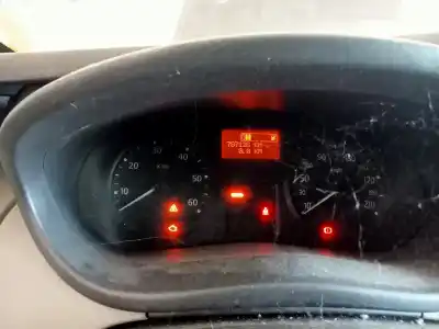 Veículo de Sucata renault trafic combi (ab 4.01) g9u b7-d do ano 2001 alimentado g9u 630