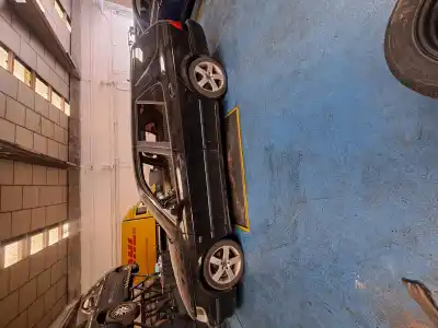 Veicolo di demolizione saab 9-5 (ys3e) 2.3 turbo dell'anno 1998 alimentato b235r