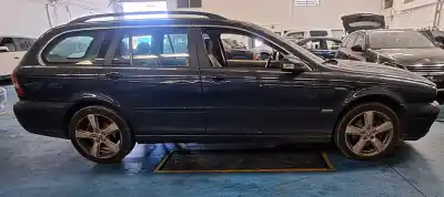 Veículo de Sucata JAGUAR X-TYPE X-type do ano 2001 alimentado 