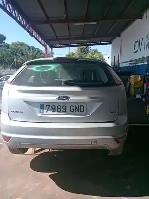Veículo de Sucata ford focus berlina (cap) kkda do ano 2004 alimentado kkda