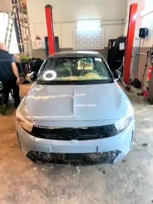 Veicolo di demolizione opel corsa f corsa-e (68) dell'anno 2024 alimentato 