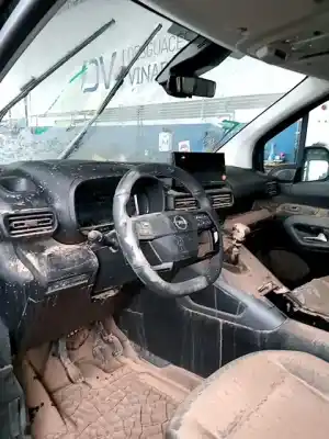 Veículo de Sucata opel combo e tour / life (k9) 1.5 do ano 0 alimentado d 15 dt dv5rd yhy dv5rcf