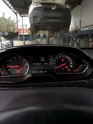 Scrapping Vehicle peugeot 208 1 automatico of the year 2019 powered hmz eb2 hmz eb2f