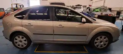 Veículo de Sucata ford focus berlina (cap) qqdb do ano 2004 alimentado qqdb qqda q7da