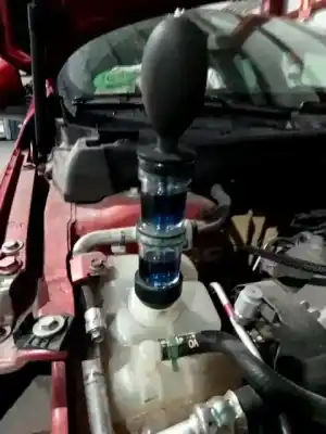 Veículo de Sucata renault mégane  do ano 0 alimentado h5h 490 h5h 450 h5h 470