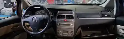 Veicolo di demolizione fiat linea (110) 1.3 d multijet dell'anno 2007 alimentato 199 a3.000