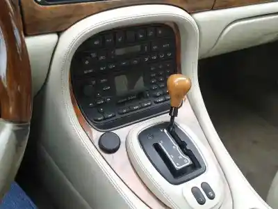 Scrapping Vehicle jaguar xj 4.0 sovereign of the year 2003 powered lc