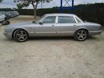 Scrapping Vehicle jaguar xj 4.0 sovereign of the year 2003 powered lc