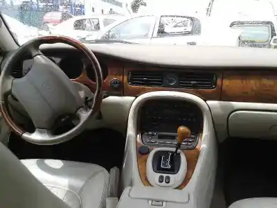 Scrapping Vehicle jaguar xj 4.0 sovereign of the year 2003 powered lc