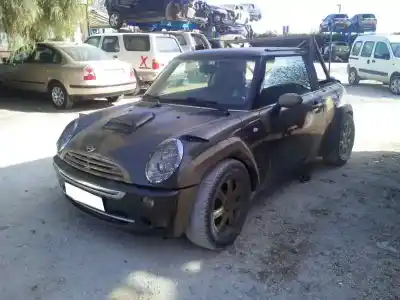 Scrapping Vehicle mini mini (r50, r53) cooper of the year 2006 powered 