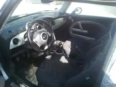 Veículo de Sucata mini mini (r50, r53) one do ano 2003 alimentado w10