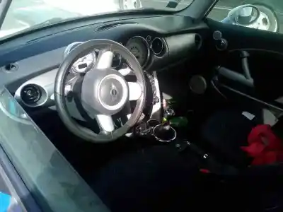 Veicolo di demolizione mini mini (r50, r53) one dell'anno 2005 alimentato w10