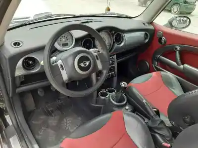 Veículo de Sucata mini mini (r50, r53) one do ano 2004 alimentado w10