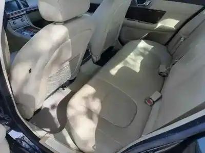 Scrapping Vehicle jaguar xf 2.7 v6 diesel cat of the year 2015 powered 