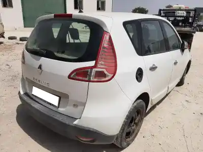 Verschrottungsfahrzeug renault scenic iii authentique des jahres 2011 angetrieben k9k846