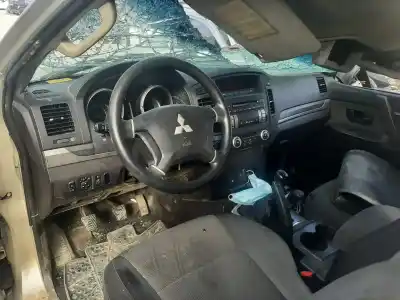 Scrapping Vehicle mitsubishi montero (v80/v90) 3.2 di-d intense of the year 2008 powered 4m41