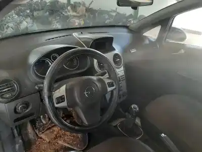 Sloopvoertuig opel corsa d cosmo van het jaar 2007 aangedreven z13dth