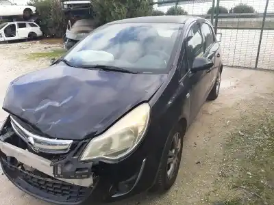 Sloopvoertuig opel corsa d cosmo van het jaar 2012 aangedreven a12xer