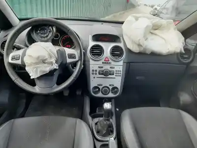 Sloopvoertuig opel corsa d cosmo van het jaar 2012 aangedreven a12xer