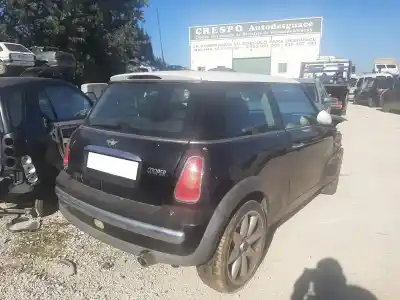 Veicolo di demolizione mini mini (r50, r53) cooper dell'anno 2002 alimentato w10b16a