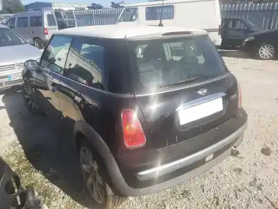 Veicolo di demolizione mini mini (r50, r53) cooper dell'anno 2002 alimentato w10b16a