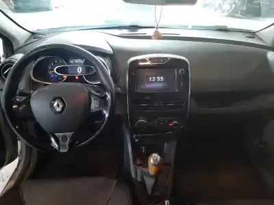 Veículo de Sucata renault clio iv (bh_) 1.5 dci 90 do ano 2013 alimentado k9k608