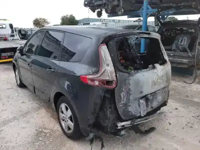 Scrapping Vehicle renault scénic iii (jz0/1_) 1.9 dci (jz0j, jz1j, jz1k, jz1s) of the year 2011 powered f9q870