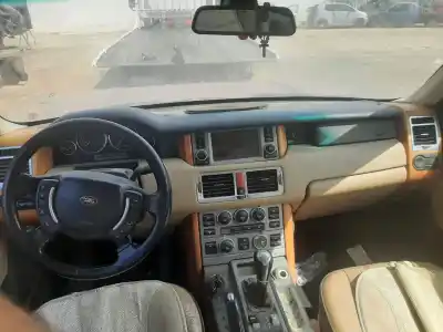 Veicolo di demolizione land rover range rover (lm) 3.0 td6 dell'anno 2013 alimentato 306d1