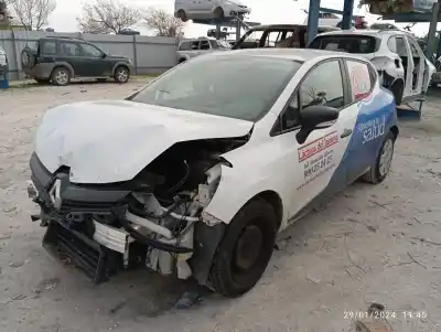 Здавання транспортного засобу RENAULT CLIO IV (BH_) 1.5 DCI 75 року 2017 потужний 0