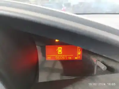 Veículo de Sucata toyota verso 1.6 d-4d cat do ano 2015 alimentado n47c16a